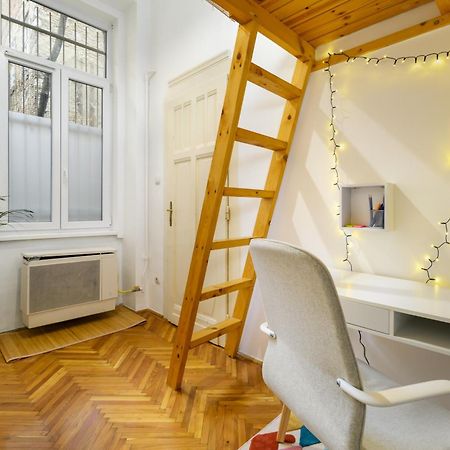 Two Separate Rooms Apartment In City Center, Party District Budapest Ngoại thất bức ảnh