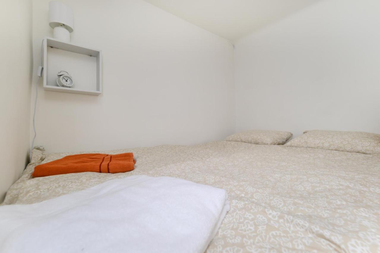 Two Separate Rooms Apartment In City Center, Party District Budapest Ngoại thất bức ảnh