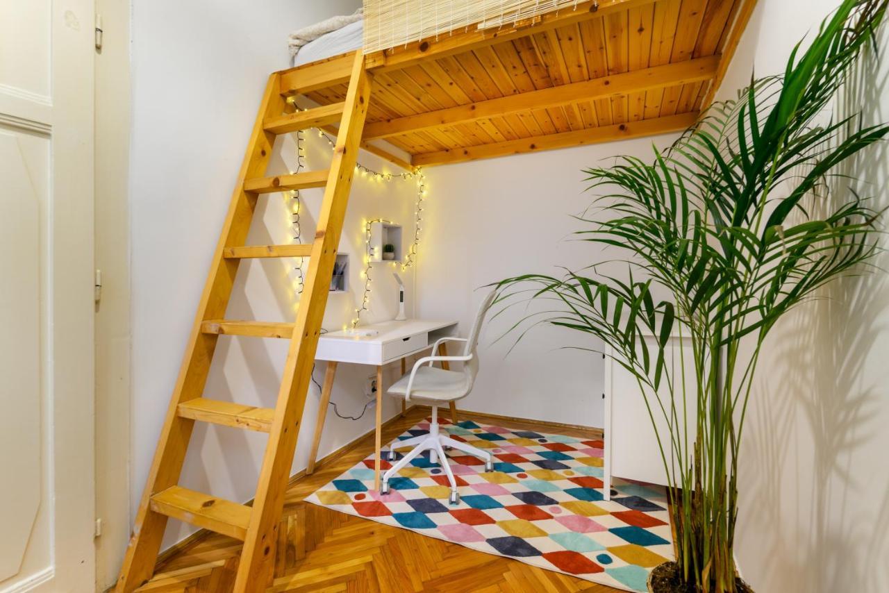 Two Separate Rooms Apartment In City Center, Party District Budapest Ngoại thất bức ảnh